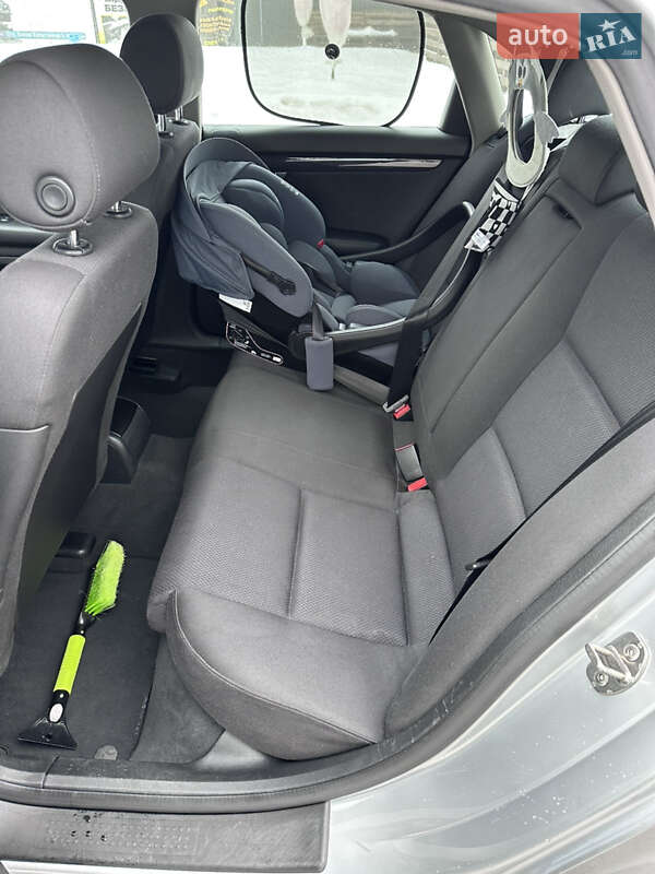 Седан Audi A4 2004 в Каменец-Подольском фото 9 Седан Audi A4 2004 в Каменец-Подольском