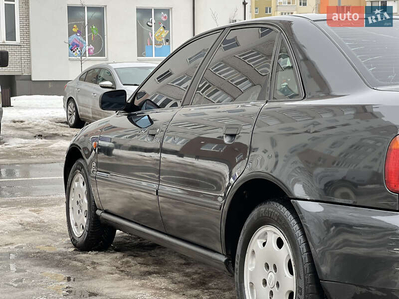Седан Audi A4 1995 в Вінниці фото 5 Седан Audi A4 1995 в Вінниці
