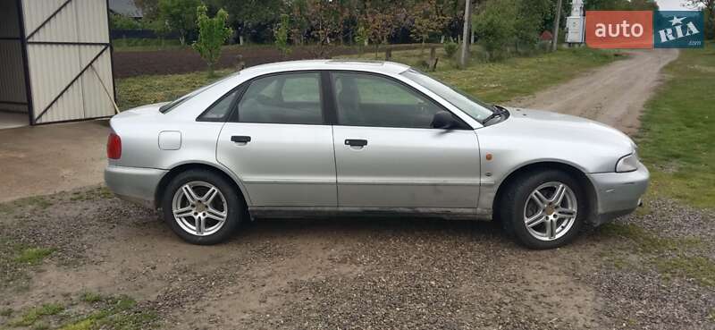 Седан Audi A4 1995 в Гусятині фото 19 Седан Audi A4 1995 в Гусятині