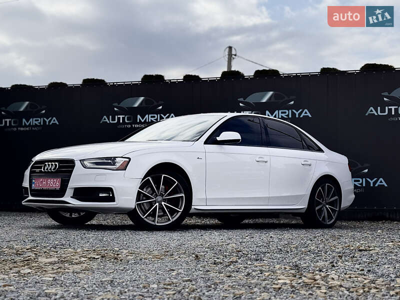 Седан Audi A4 2016 в Самборі