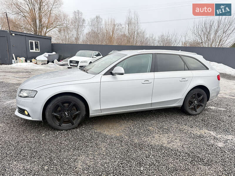 Универсал Audi A4 2009 в Староконстантинове