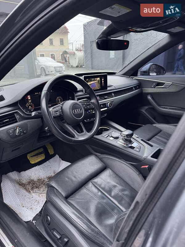 Седан Audi A4 2018 в Львове