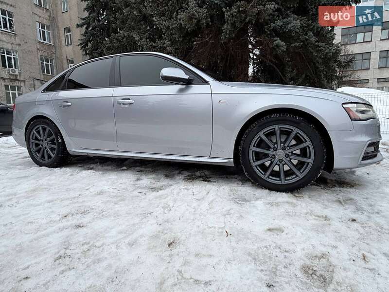 Седан Audi A4 2015 в Києві
