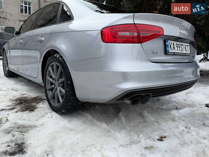 Седан Audi A4 2015 в Києві