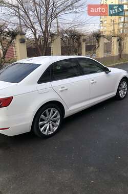 Седан Audi A4 2016 в Одесі