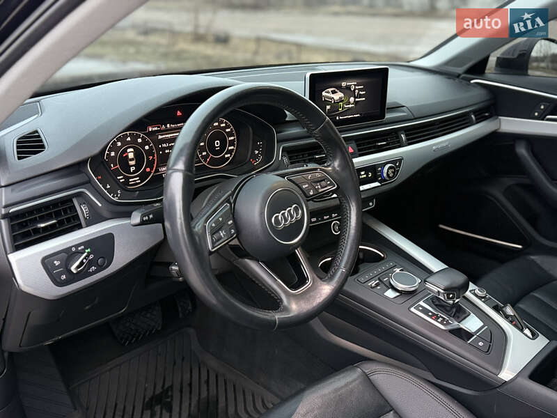 Седан Audi A4 2016 в Полтаві