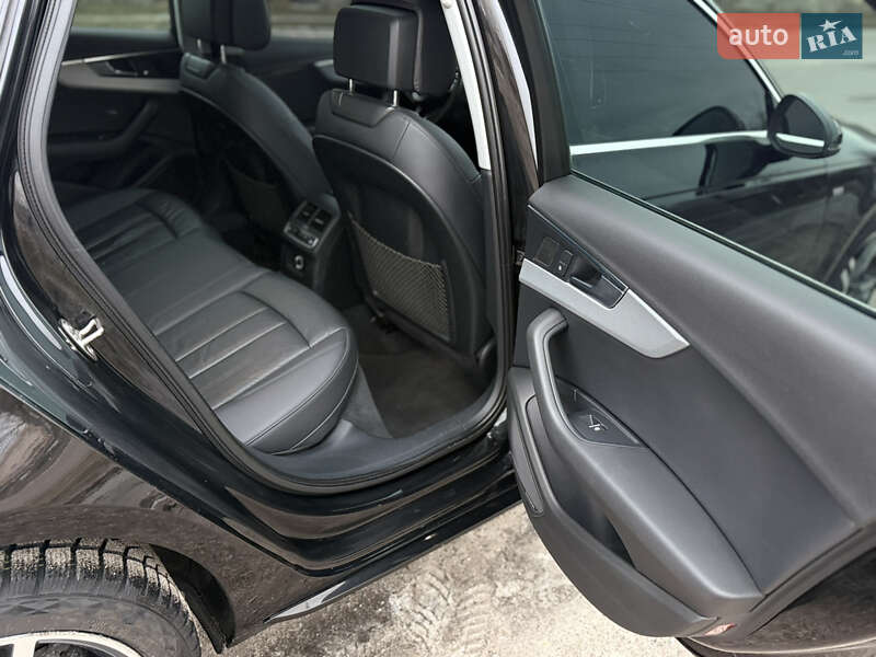 Седан Audi A4 2016 в Полтаві