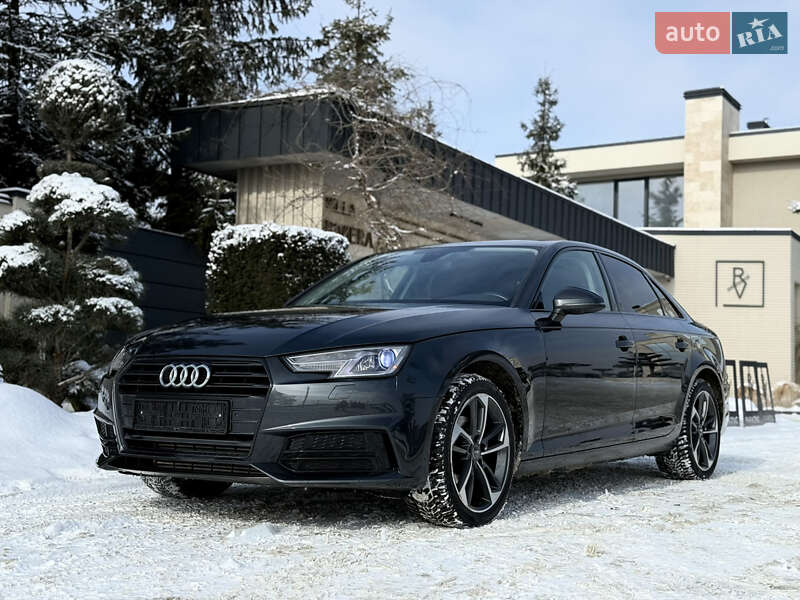 Седан Audi A4 2019 в Львове