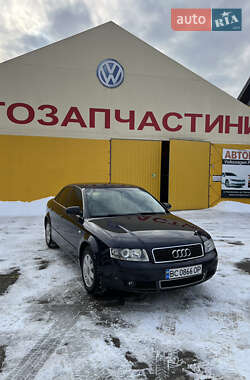 Седан Audi A4 2001 в Новояворівську