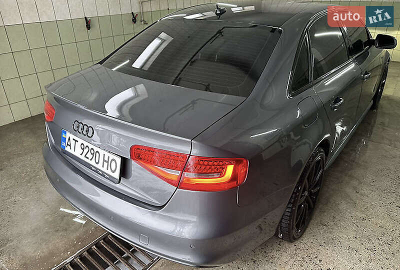 Седан Audi A4 2013 в Львові