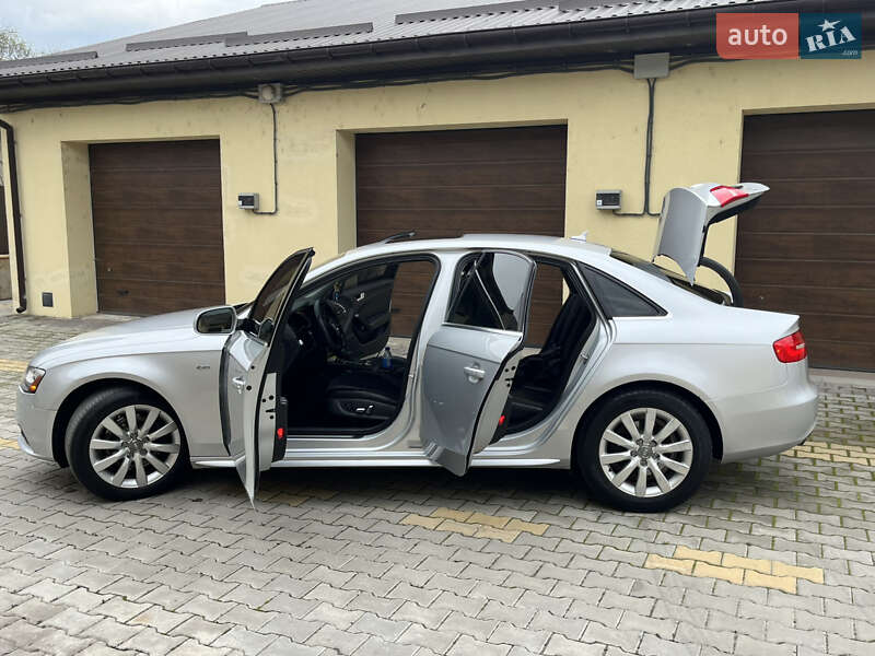 Седан Audi A4 2013 в Ізмаїлі