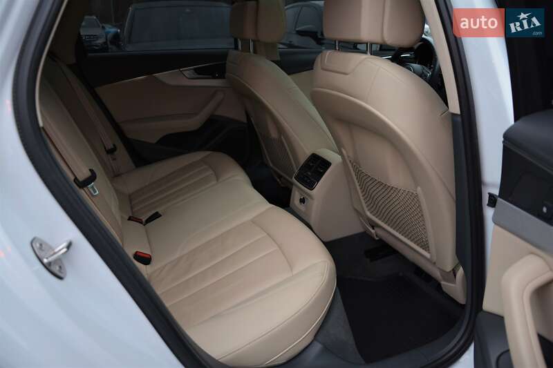 Седан Audi A4 2018 в Киеве фото 50 Седан Audi A4 2018 в Киеве