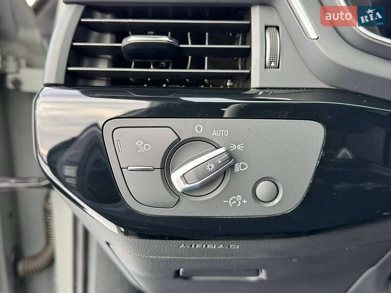 Седан Audi A4 2021 в Києві фото 47 Седан Audi A4 2021 в Києві