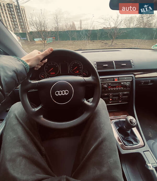 Седан Audi A4 2001 в Києві фото 18 Седан Audi A4 2001 в Києві