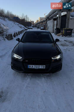 Седан Audi A4 2017 в Києві