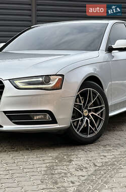 Седан Audi A4 2012 в Одесі