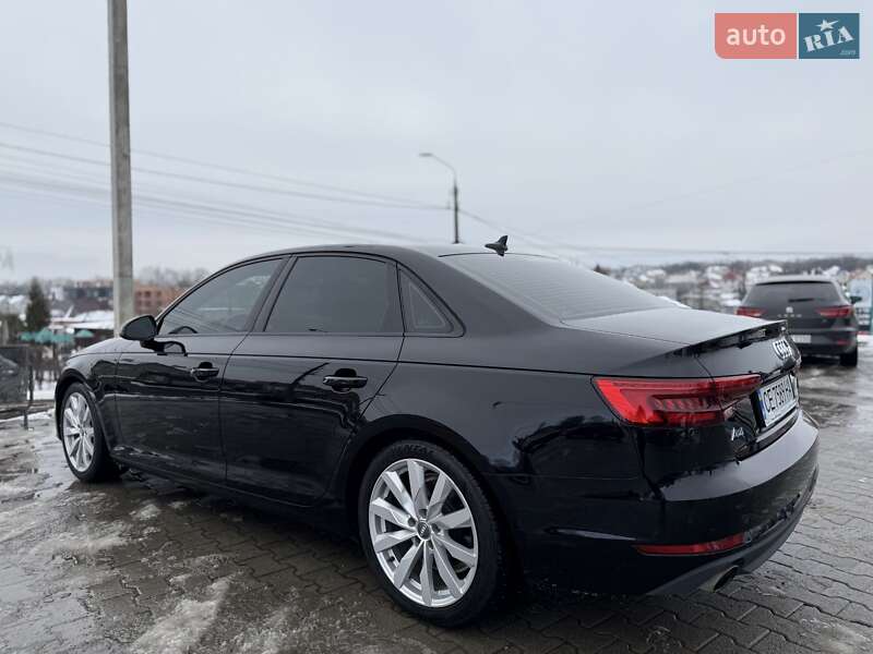 Седан Audi A4 2016 в Черновцах