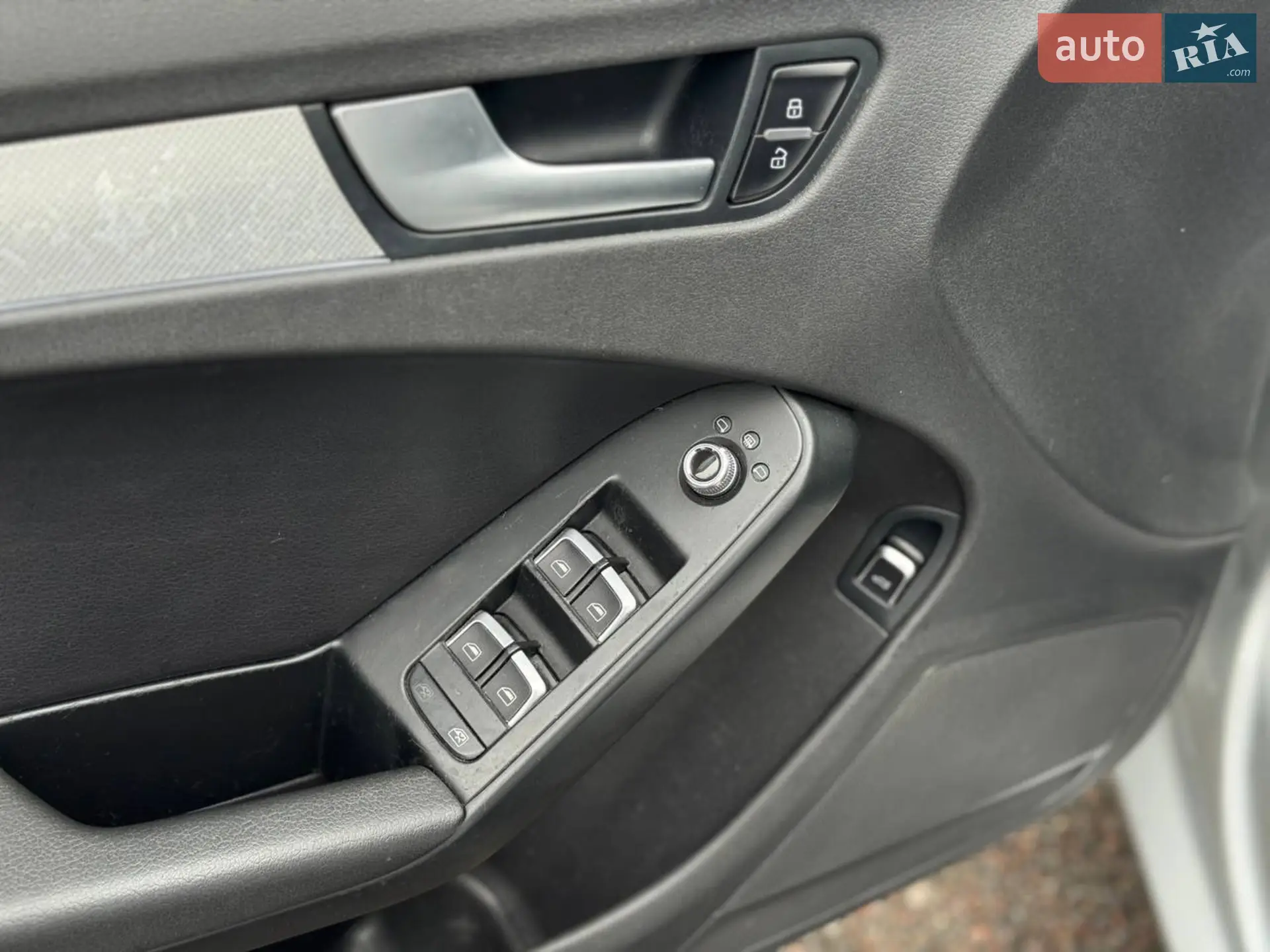 2012 Audi A4 - мініатюра 15
