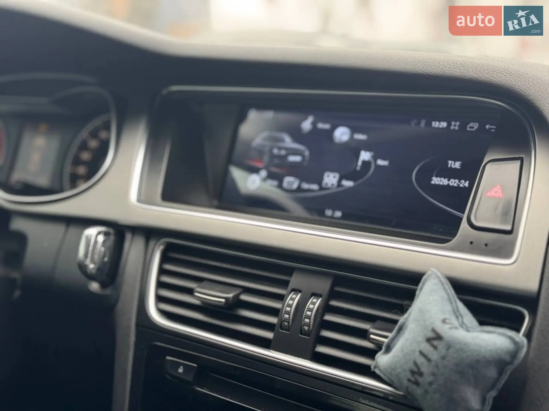 2012 Audi A4 - мініатюра 28