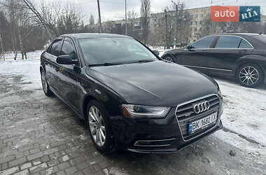 Седан Audi A4 2013 в Кам'янець-Подільському