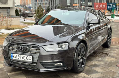 Седан Audi A4 2013 в Киеве