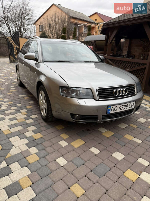 Универсал Audi A4 2004 в Тячеве