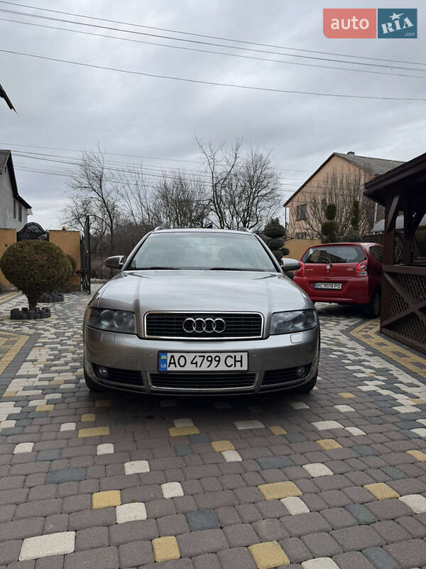 Универсал Audi A4 2004 в Тячеве