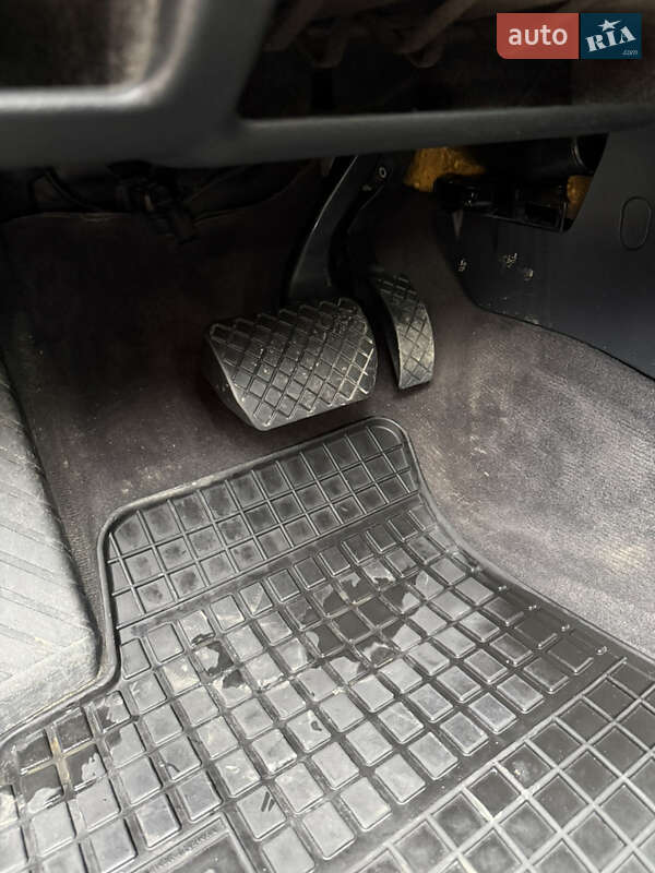 Универсал Audi A4 2004 в Тячеве