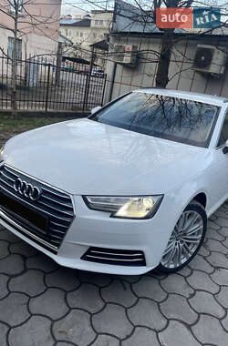 Універсал Audi A4 2017 в Чернівцях