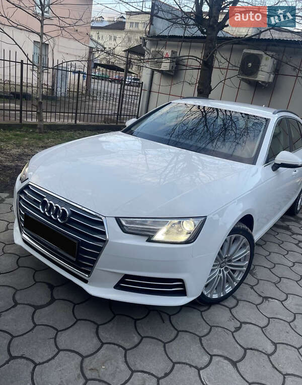 Універсал Audi A4 2017 в Чернівцях