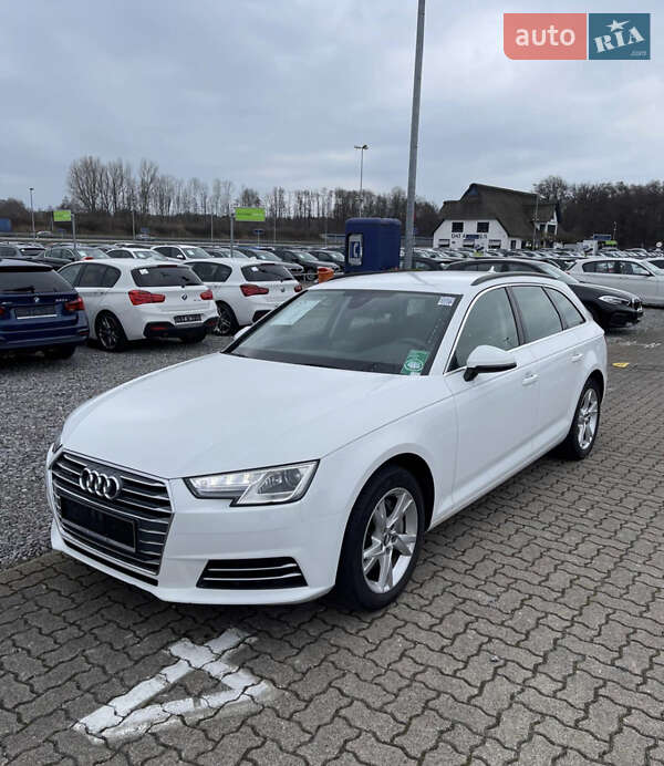 Універсал Audi A4 2017 в Чернівцях
