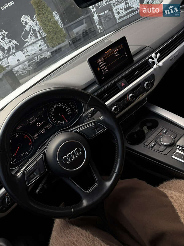 Універсал Audi A4 2017 в Чернівцях