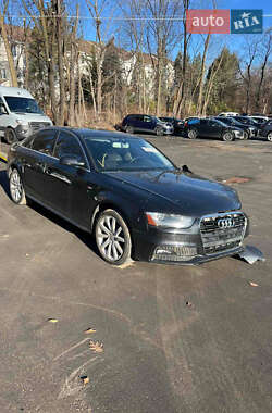 Седан Audi A4 2014 в Рівному