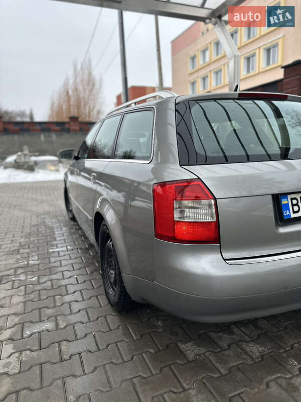 Універсал Audi A4 2002 в Рівному