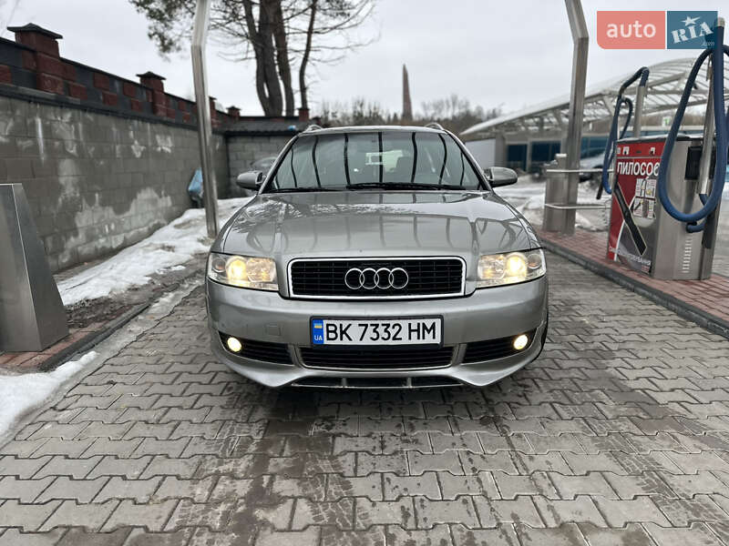 Універсал Audi A4 2002 в Рівному
