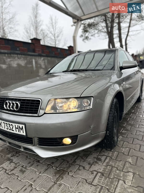 Універсал Audi A4 2002 в Рівному