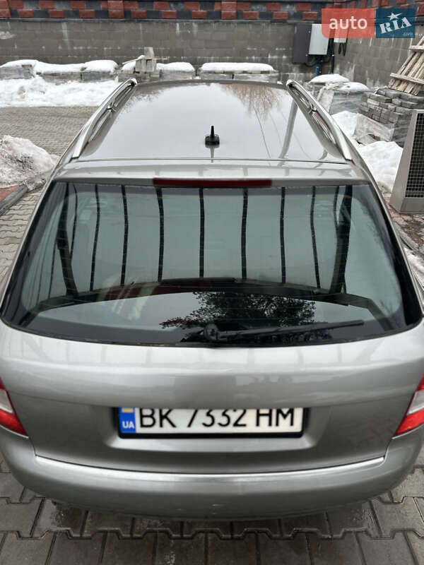 Універсал Audi A4 2002 в Рівному