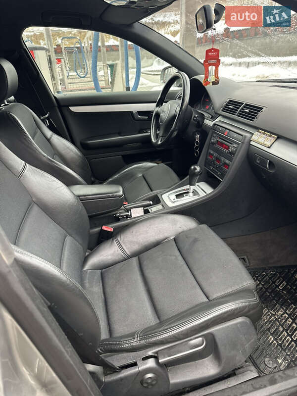 Універсал Audi A4 2002 в Рівному