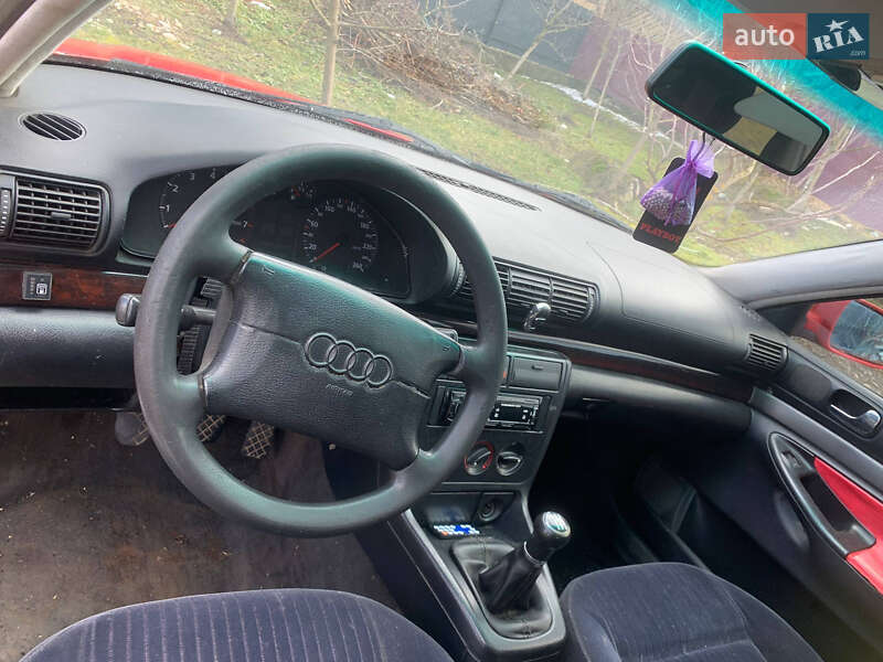 Седан Audi A4 1996 в Черновцах фото 5 Седан Audi A4 1996 в Черновцах