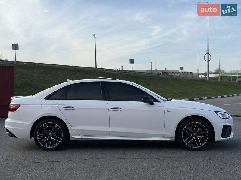 Седан Audi A4 2020 в Киеве