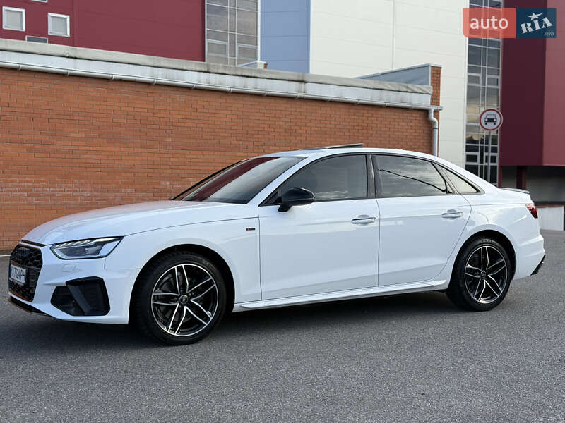 Седан Audi A4 2020 в Киеве