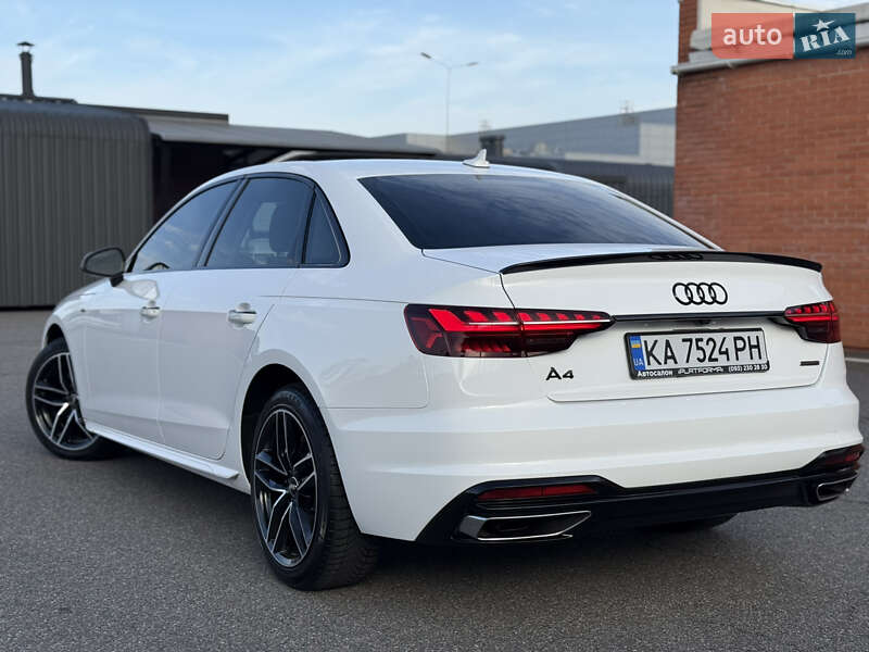 Седан Audi A4 2020 в Киеве