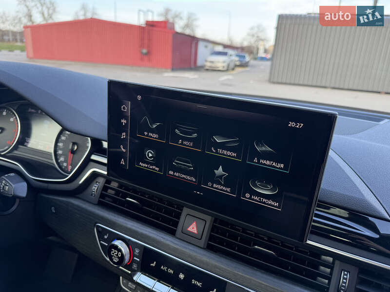 Седан Audi A4 2020 в Киеве