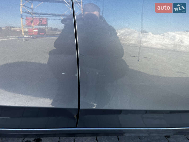 Седан Audi A4 2013 в Львове