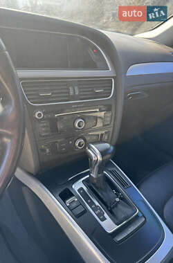 Седан Audi A4 2013 в Яремче