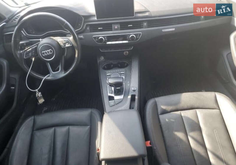 Седан Audi A4 2016 в Львові