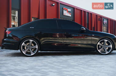 Седан Audi A4 2021 в Львове
