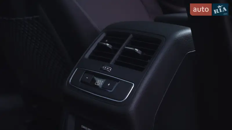 Audi A4 2021 VIN WAUEAAF43MA057888 фото оголошення 17 з 63