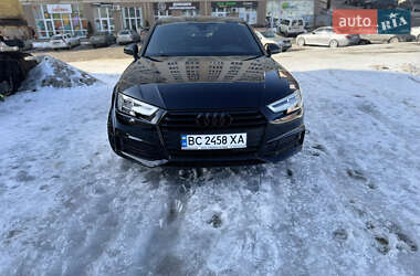 Седан Audi A4 2016 в Хмельницком
