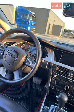 Седан Audi A4 2010 в Николаеве